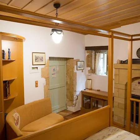 Aparthotel Nostos