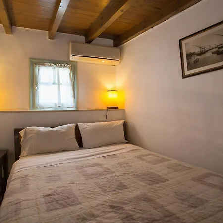 Nostos Aparthotel 3*