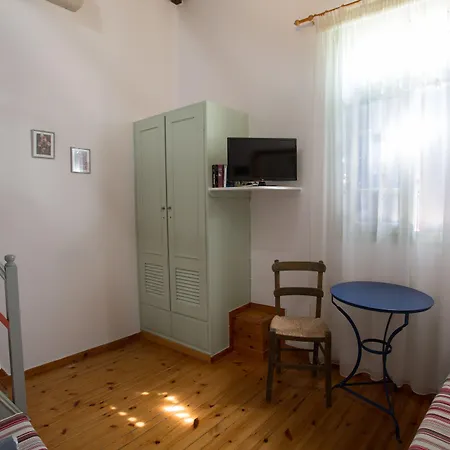Nostos Aparthotel
