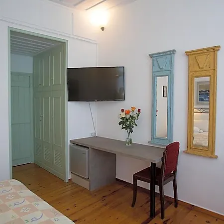 Aparthotel Nostos 3*