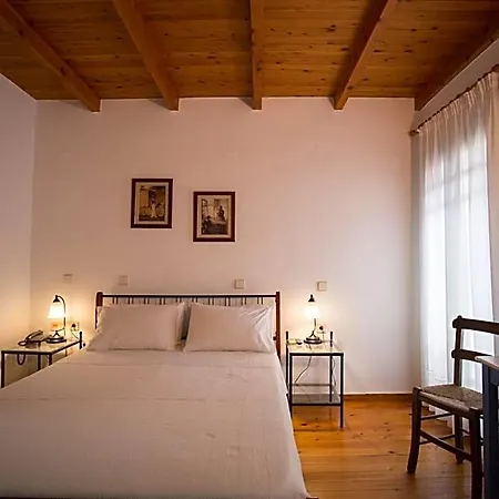 Nostos شقة فندقية 3*