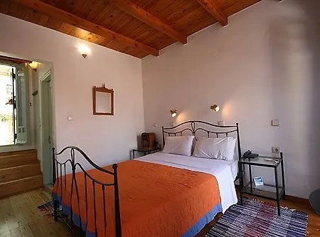 Nostos 3*