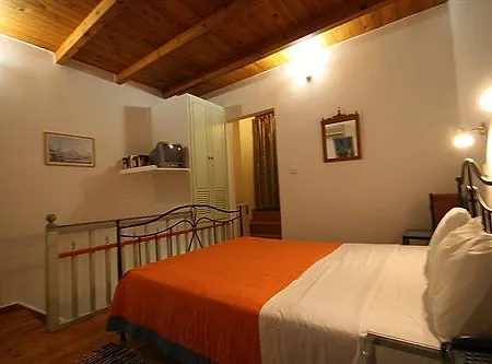 Nostos Apart Otel 3*