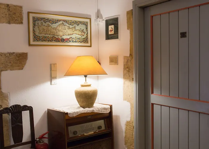 Apart-hotel Nostos 3*